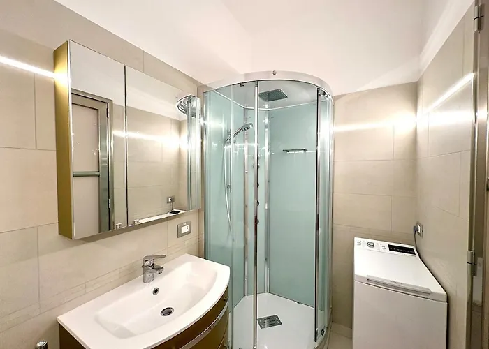 Sr7 - Spazioso In Piazza Colombo