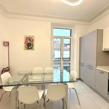 Sr7 - Spazioso In Piazza Colombo Apartment *
