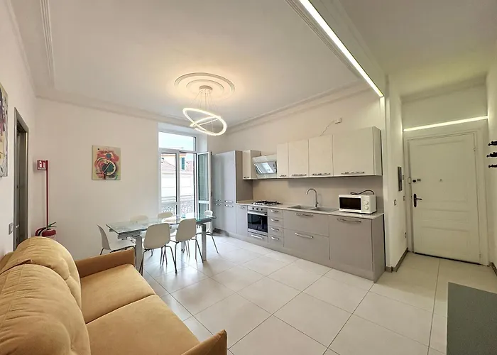 Sr7 - Spazioso In Piazza Colombo Apartmán Sanremo