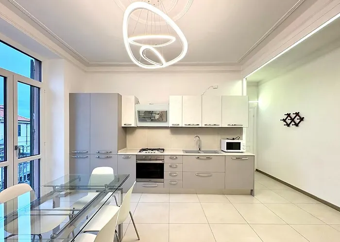 Sr7 - Spazioso In Piazza Colombo Apartmán Sanremo